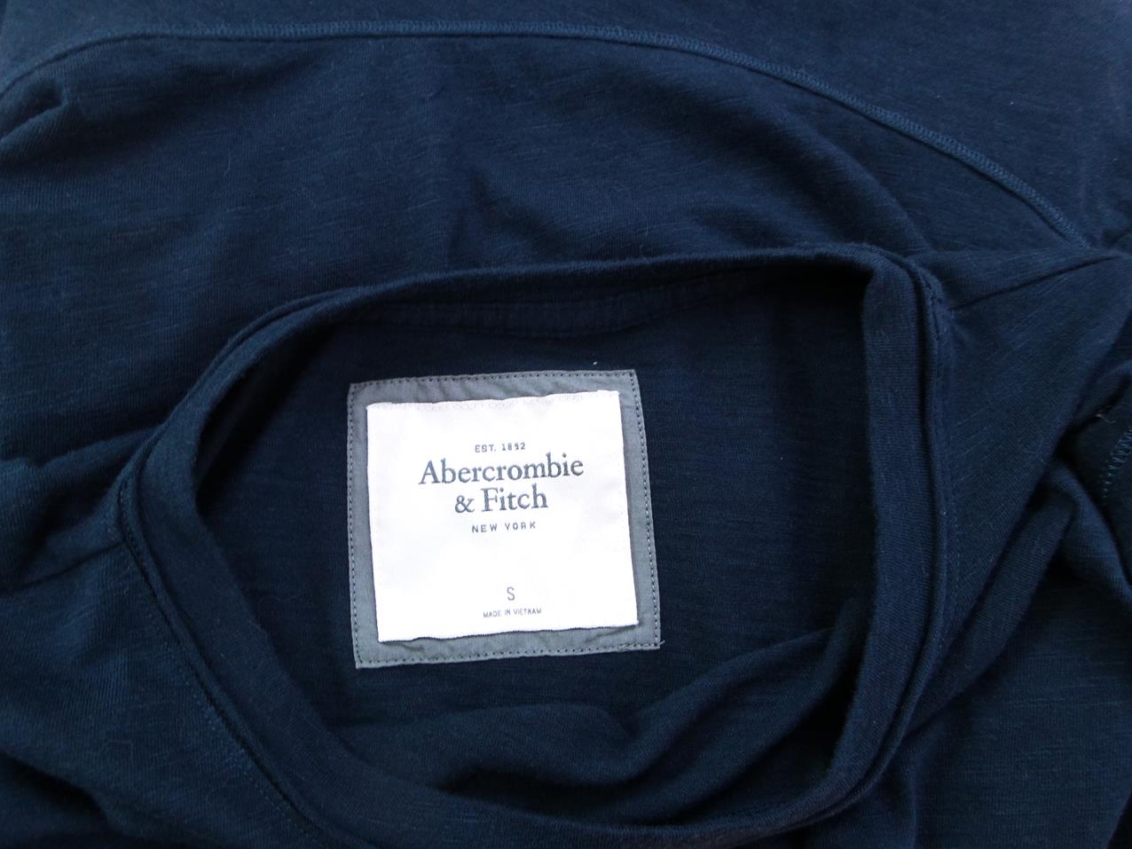 ABERCROMBIE & FITCH Rozmiar S Kolor Granatowy Crew Neck T-Shirt Krótki rękaw Materiał Bawełna