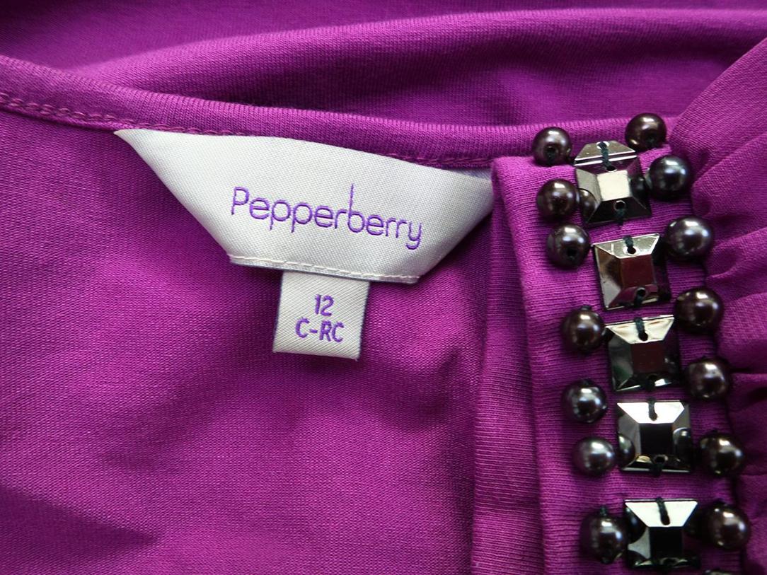 Pepperberry Rozmiar 12 (40) Kolor Purpurowy Okrągły dekolt Sukienka Sheath Rękaw 3/4 Midi Materiał Wiskoza