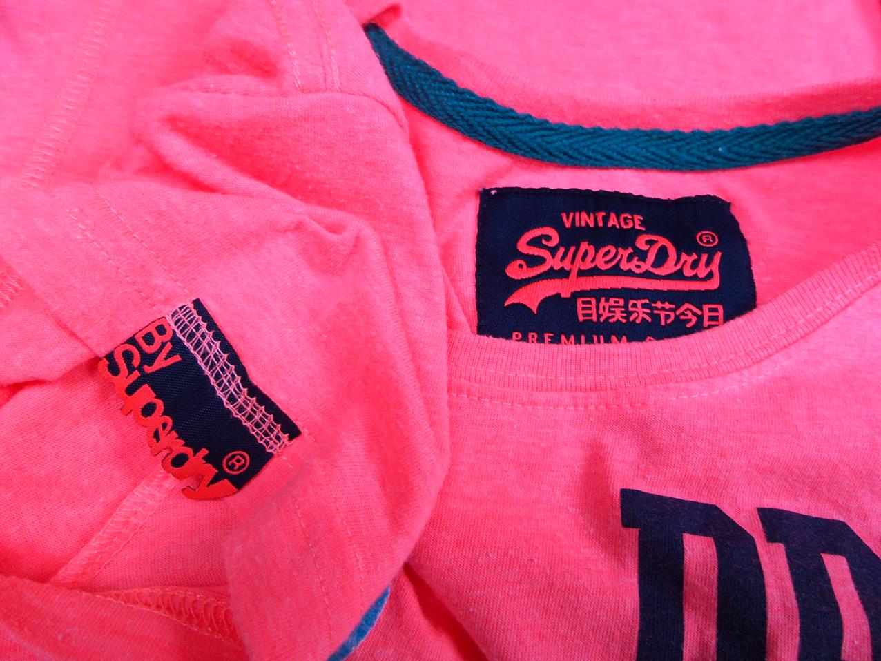 Superdry Rozmiar XS Kolor Różowy Okrągły dekolt T-Shirt Krótki rękaw Materiał Bawełna