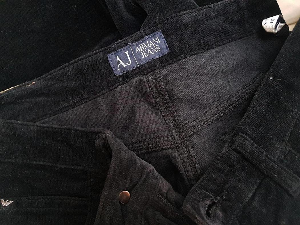 AJ ARMANI JEANS Rozmiar 31 Kolor Czarny Materiał Bawełna