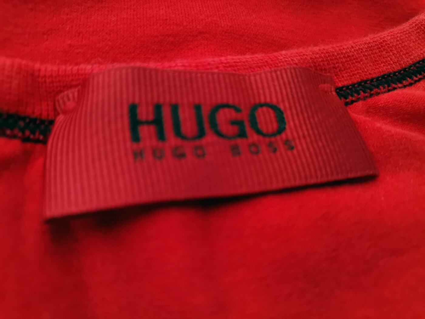 Hugo Boss Rozmiar M Kolor Czerwony Okrągły dekolt Bluzka Bezrękawnik Materiał Bawełna