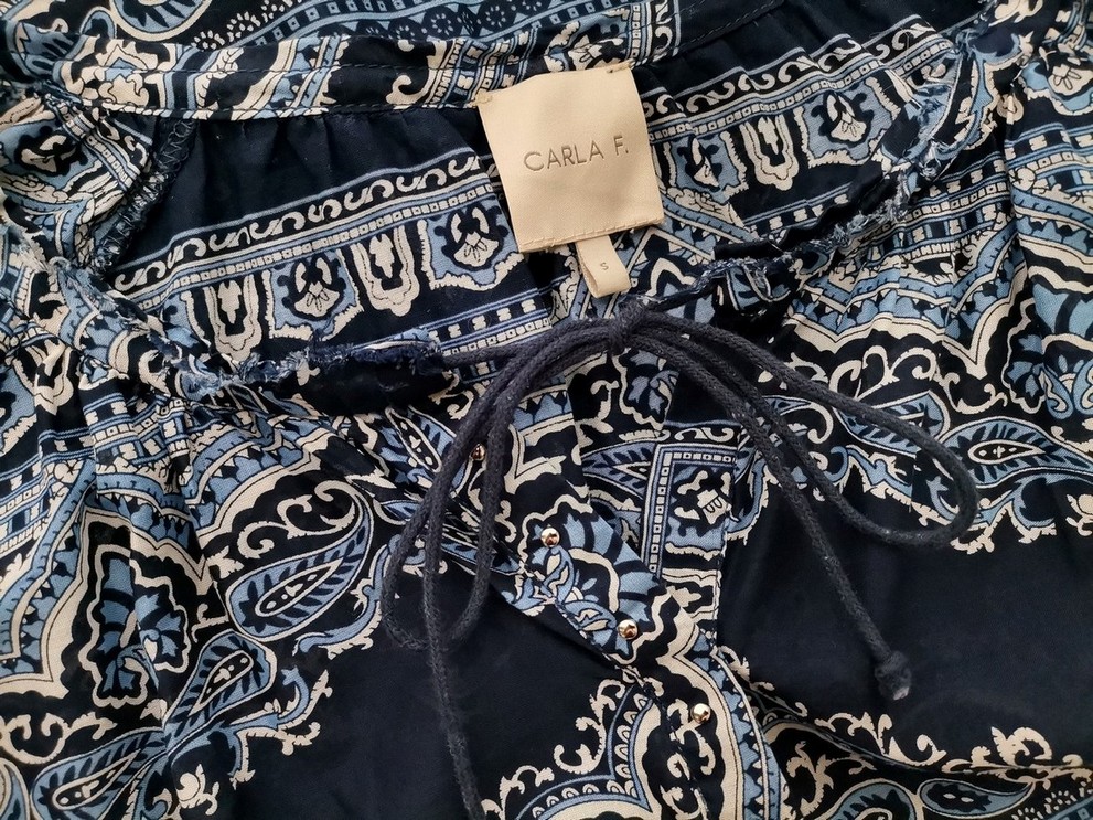 Carla F Rozmiar S Kolor Granatowy Damask Paisley Keyhole Crew Neck Bluzka Rękaw 3/4 Materiał Bawełna 100%