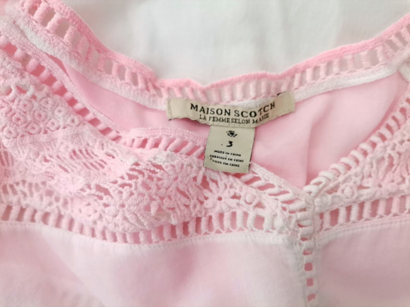 Maison scotch Rozmiar 3 (40) Kolor Różowy W serek Bluzka Rękaw 3/4 Materiał Bawełna 100%