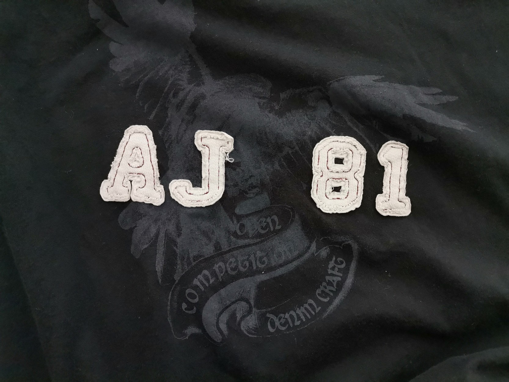 AJ ARMANI JEANS Rozmiar M Kolor Granatowy Kołnierz Męski T-Shirt Krótki rękaw