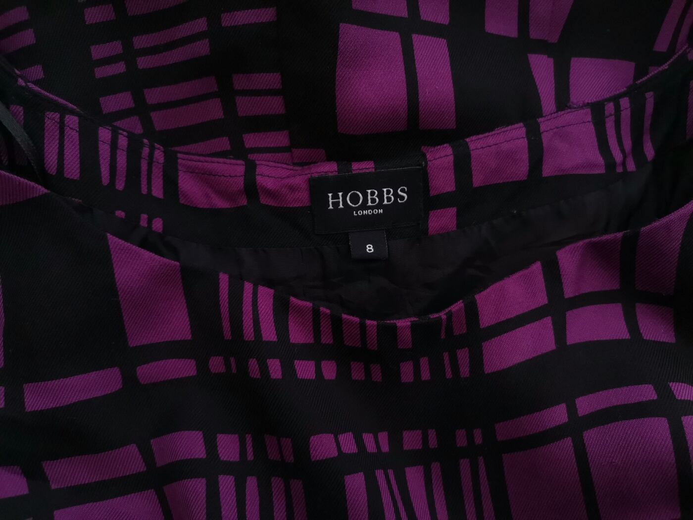 Hobbs London Rozmiar 8 (36) Kolor Fioletowy Okrągły dekolt Sukienka Sheath Krótki rękaw Do Kolan Materiał Jedwab