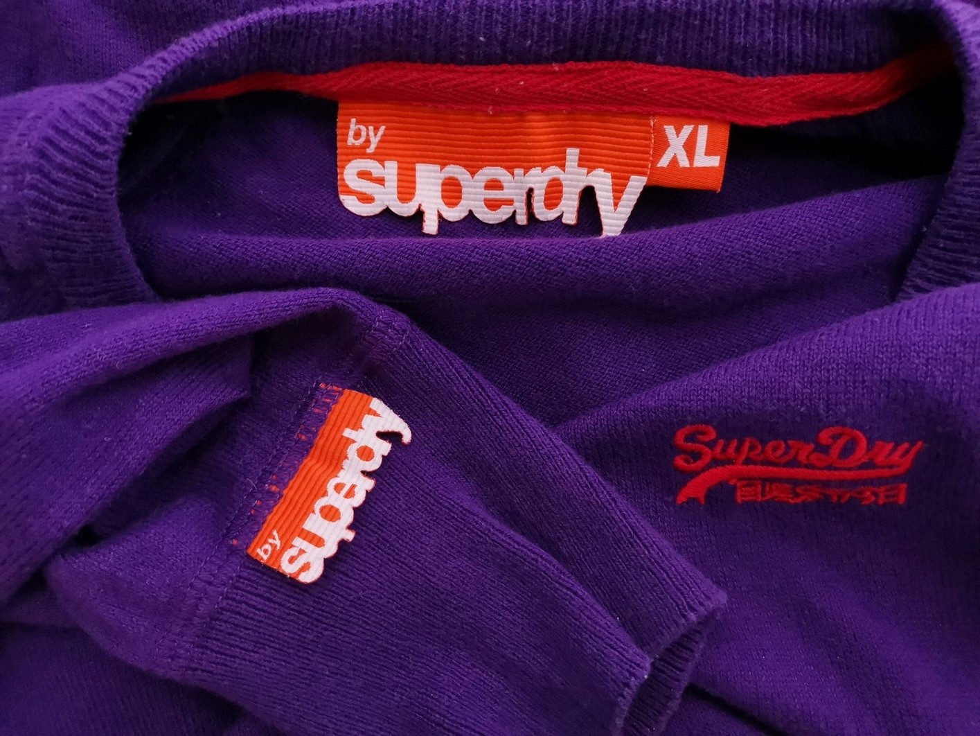 Superdry Rozmiar XL Kolor Fioletowy Męski Sweter Długi rękaw Materiał Bawełna 100%