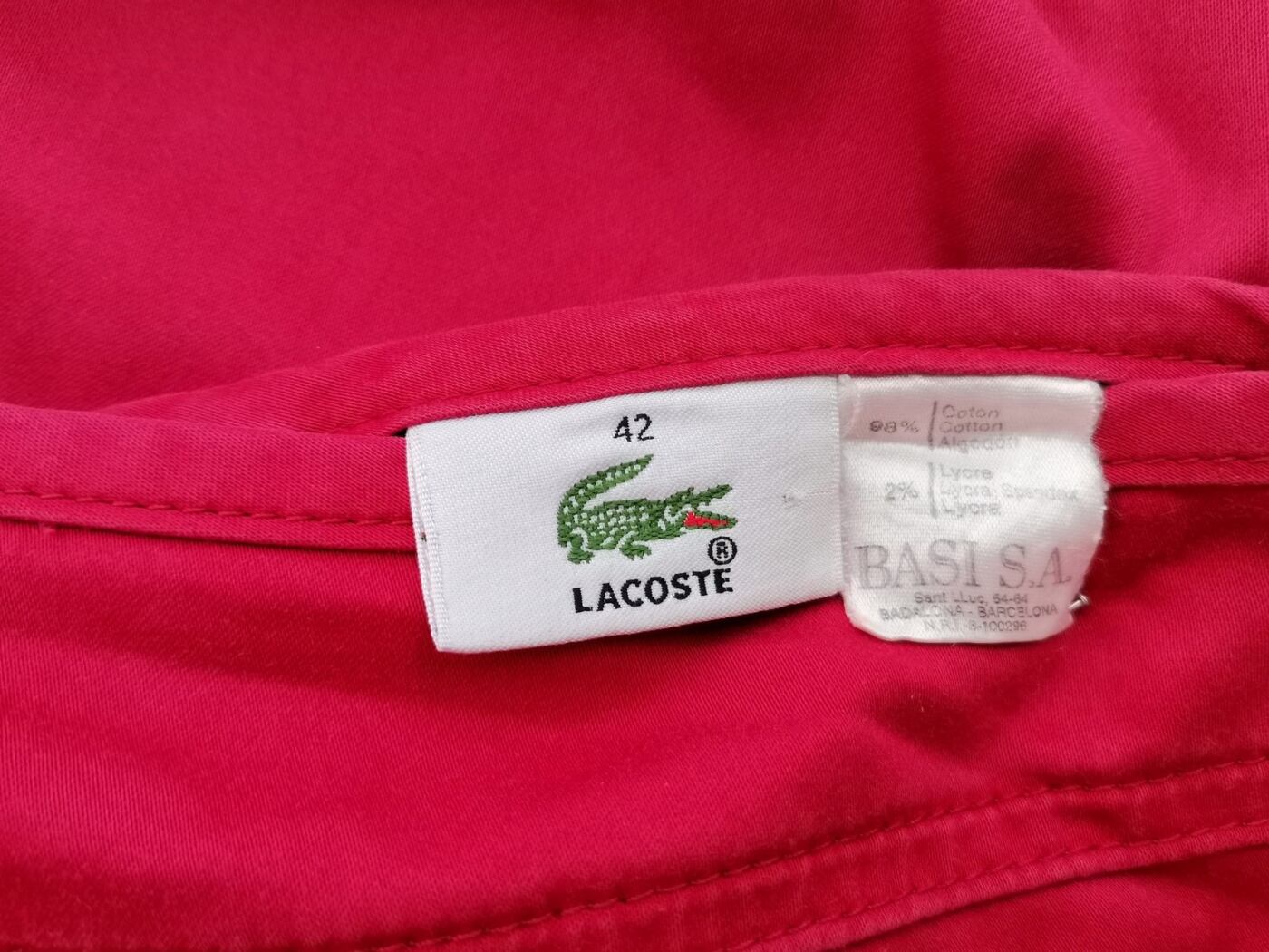 Lacoste Rozmiar 42 Kolor Czerwony Spodnie Rybaczki Materiał Bawełna