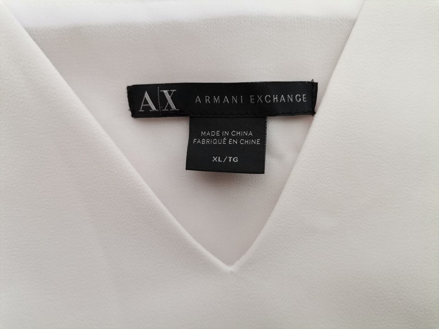 AX Armani Exchange Rozmiar XL Kolor Czarny W serek Bluzka Bezrękawnik