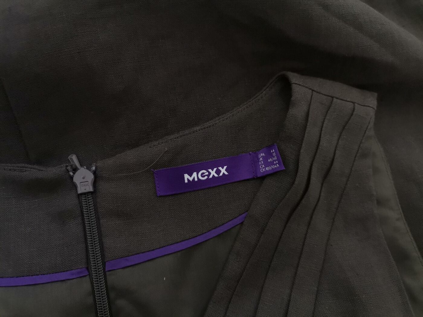 Mexx Rozmiar 44 Kolor Szary W serek Sukienka Sheath Bezrękawnik Midi Materiał Len 100%