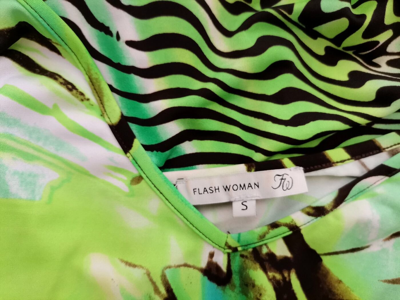 Flash Woman Rozmiar S Kolor Zielony W serek Bluzka Krótki rękaw