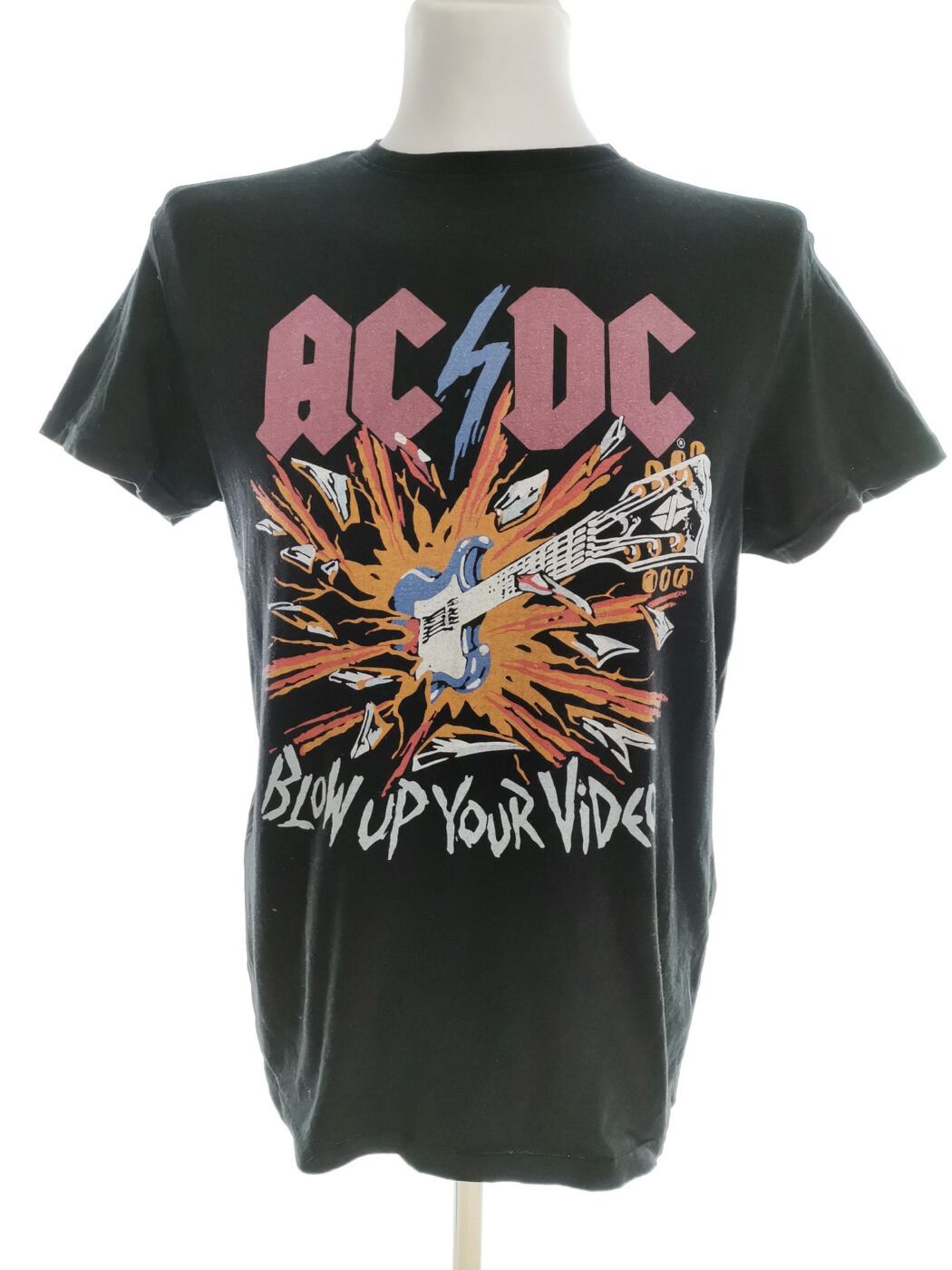 AC/DC Rozmiar M Kolor Czarny Męski T-Shirt Krótki rękaw Materiał Bawełna 100%