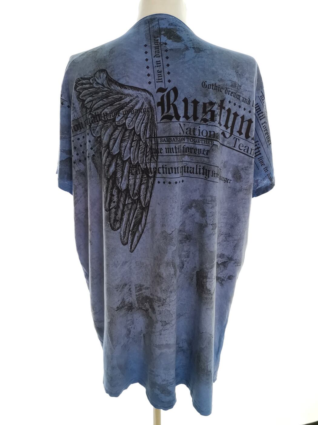 RUSTY NEAL Rozmiar 3XL Kolor Niebieski Męski T-Shirt Krótki rękaw Materiał Bawełna