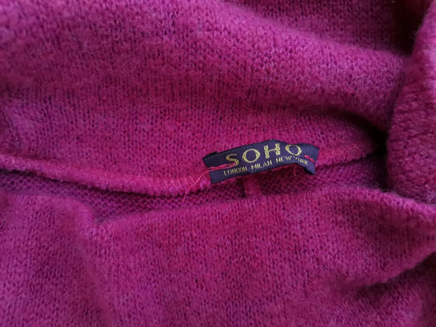 Soho Rozmiar 42/44 Kolor Fuksja Golf Sukienka Sweterkowa Krótki rękaw Do Kolan