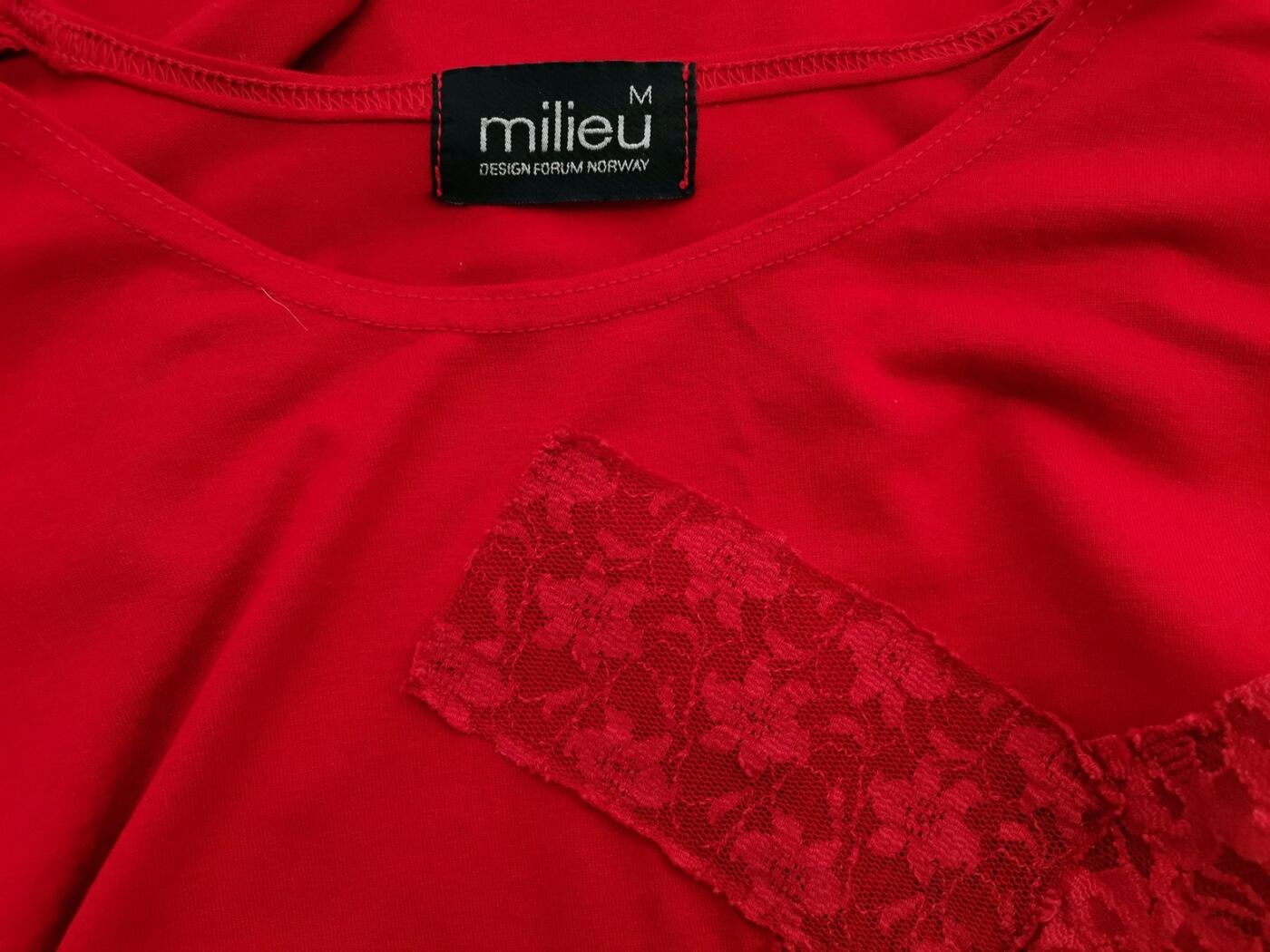 Milieu Rozmiar M Kolor Czerwony Crew Neck Bluzka Długi rękaw Materiał Wiskoza