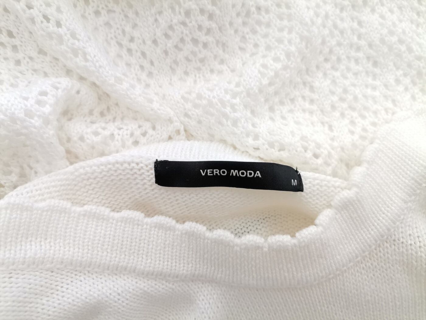 Vero moda Rozmiar M Kolor Biały Okrągły dekolt Sukienka Maxi Krótki rękaw Długa Materiał Bawełna