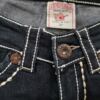 TRUE RELIGION Rozmiar 27 Kolor Granatowy Spodnie Jeansy Materiał Bawełna 100%