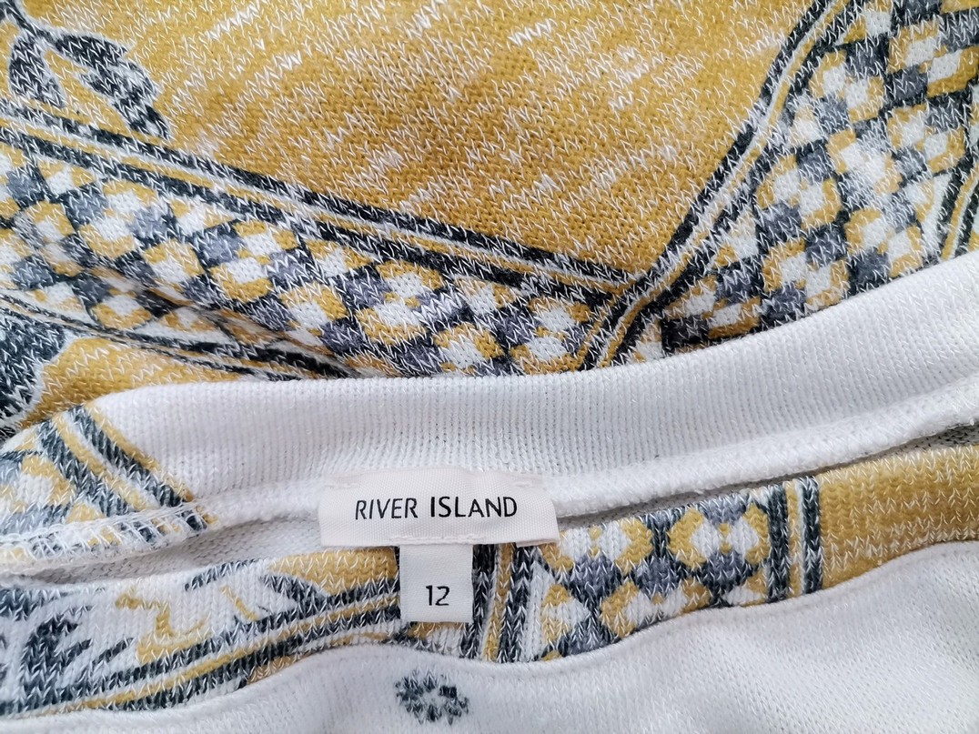 River island Rozmiar 12 (38) Kolor Kremowy Okrągły dekolt Bluzka Rękaw 3/4