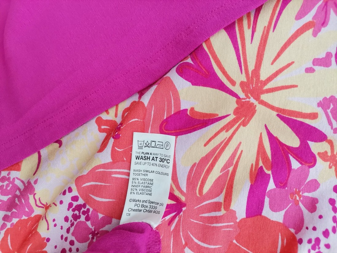 Marks&spencer Rozmiar 16 (44) Kolor Fuksja Okrągły dekolt Bluzka Rękaw 3/4 Materiał Wiskoza