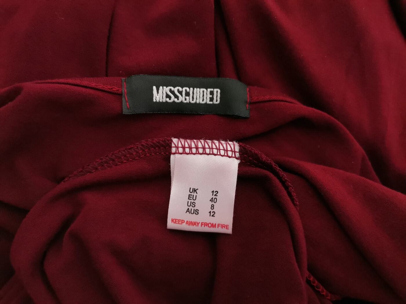 Missguided Rozmiar 12 (40) Kolor Bordowy Kombinezon Spodnium Długi rękaw Materiał Wiskoza