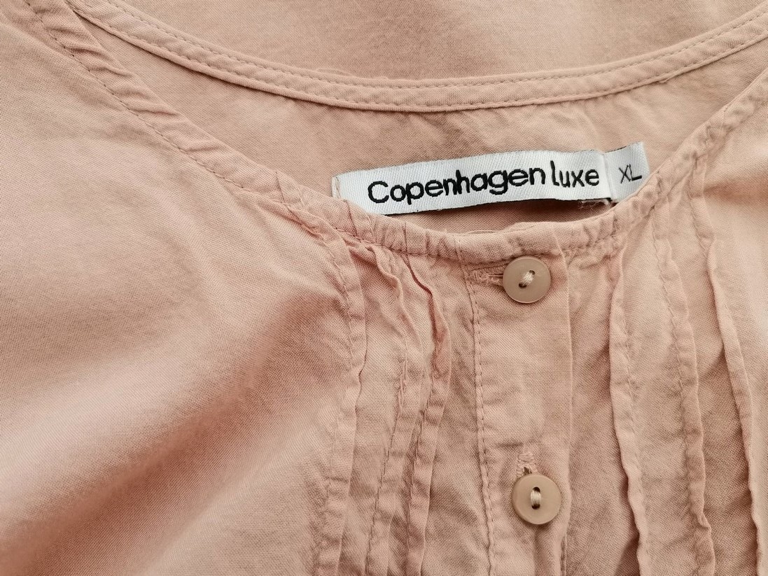 COPENHAGEN LUXE Rozmiar XL Kolor Beżowy Crew Neck Bluzka Popover Guziki Krótki rękaw Materiał Rayon