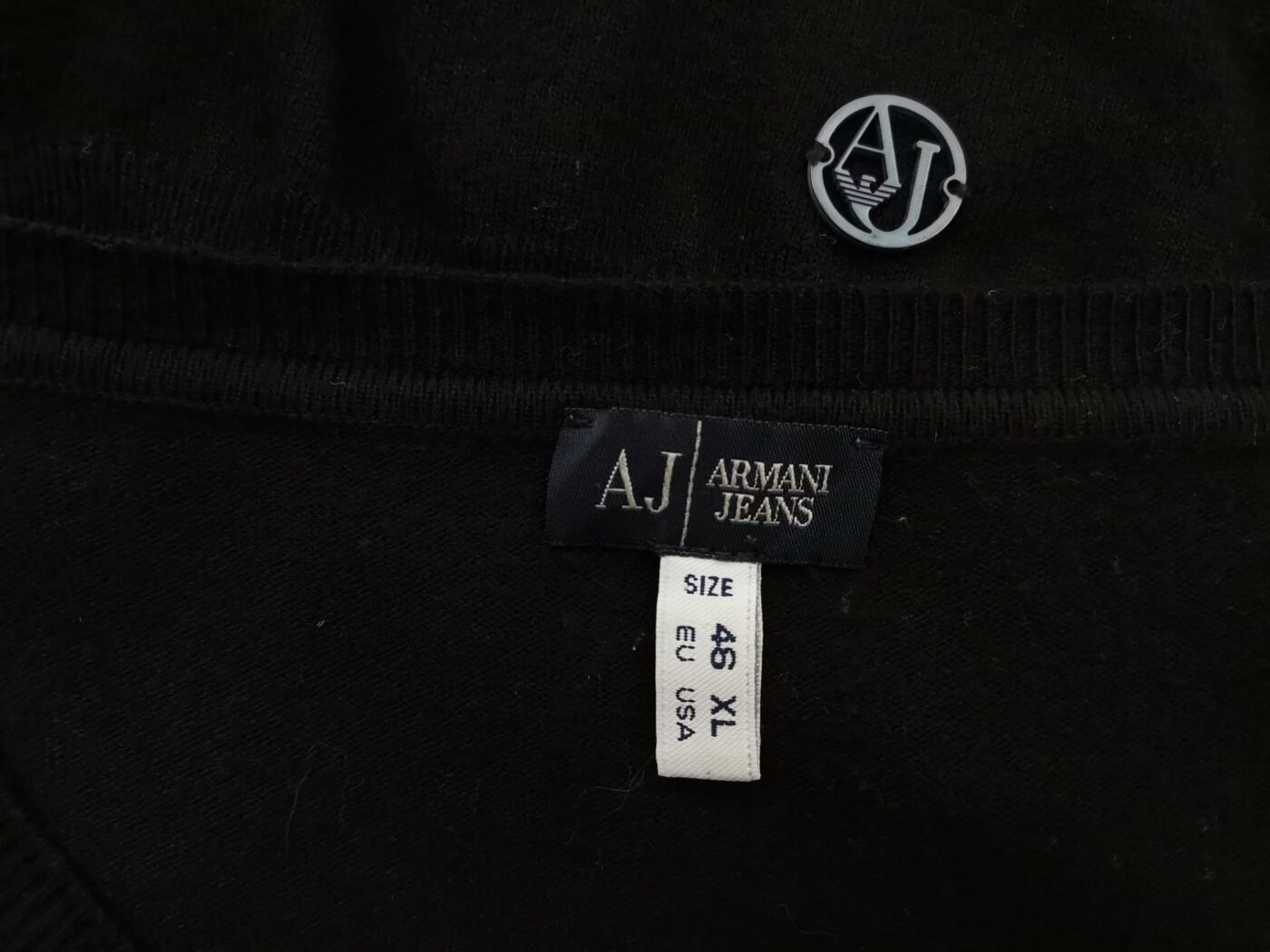 AJ ARMANI JEANS Rozmiar 46 Kolor Czarny W serek Sweter Długi rękaw Cienka dzianina