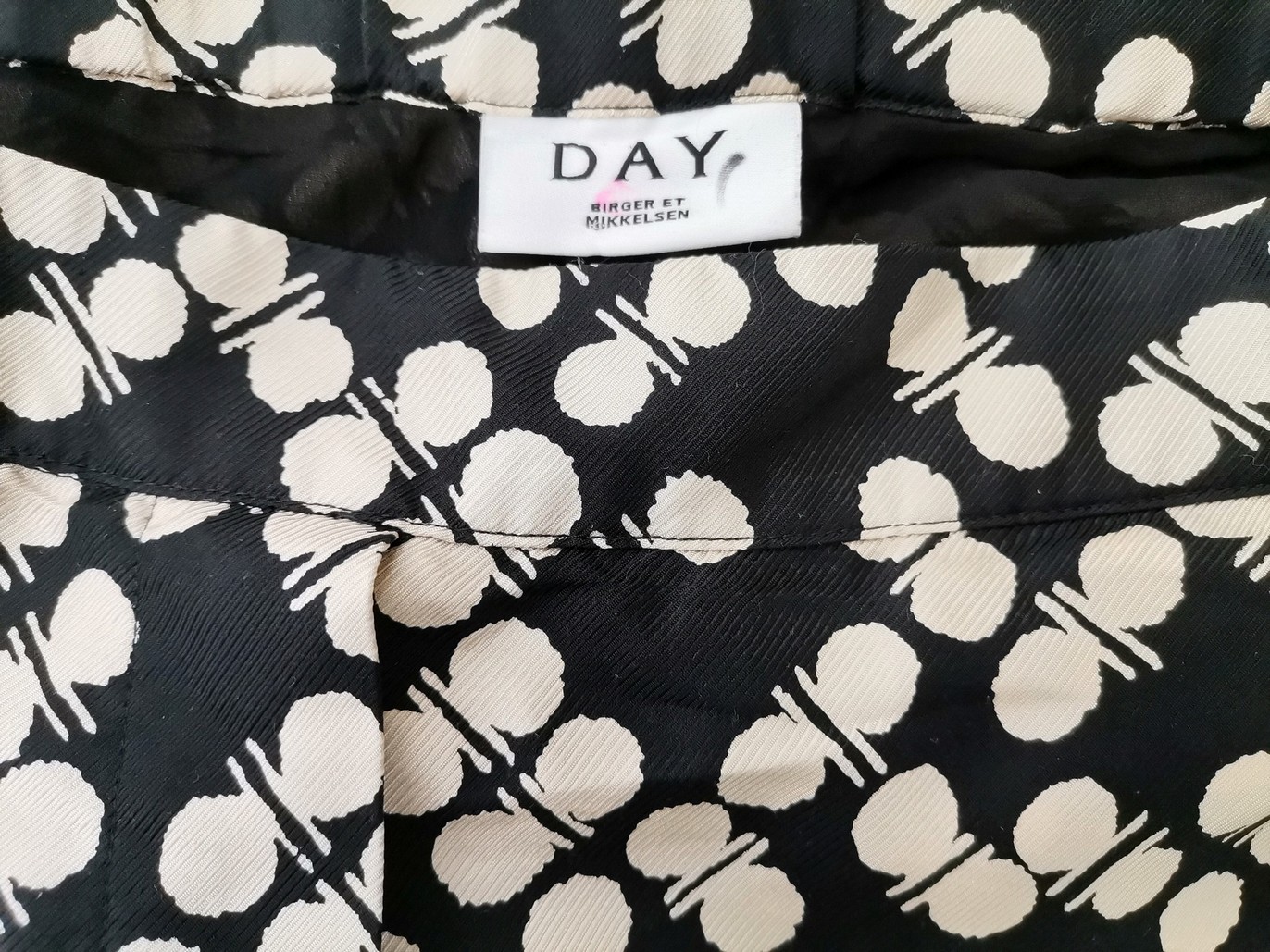 Day Birger Et Mikkelsen Rozmiar 36 Kolor Czarny Spodnie Casual Materiał Jedwab 100%