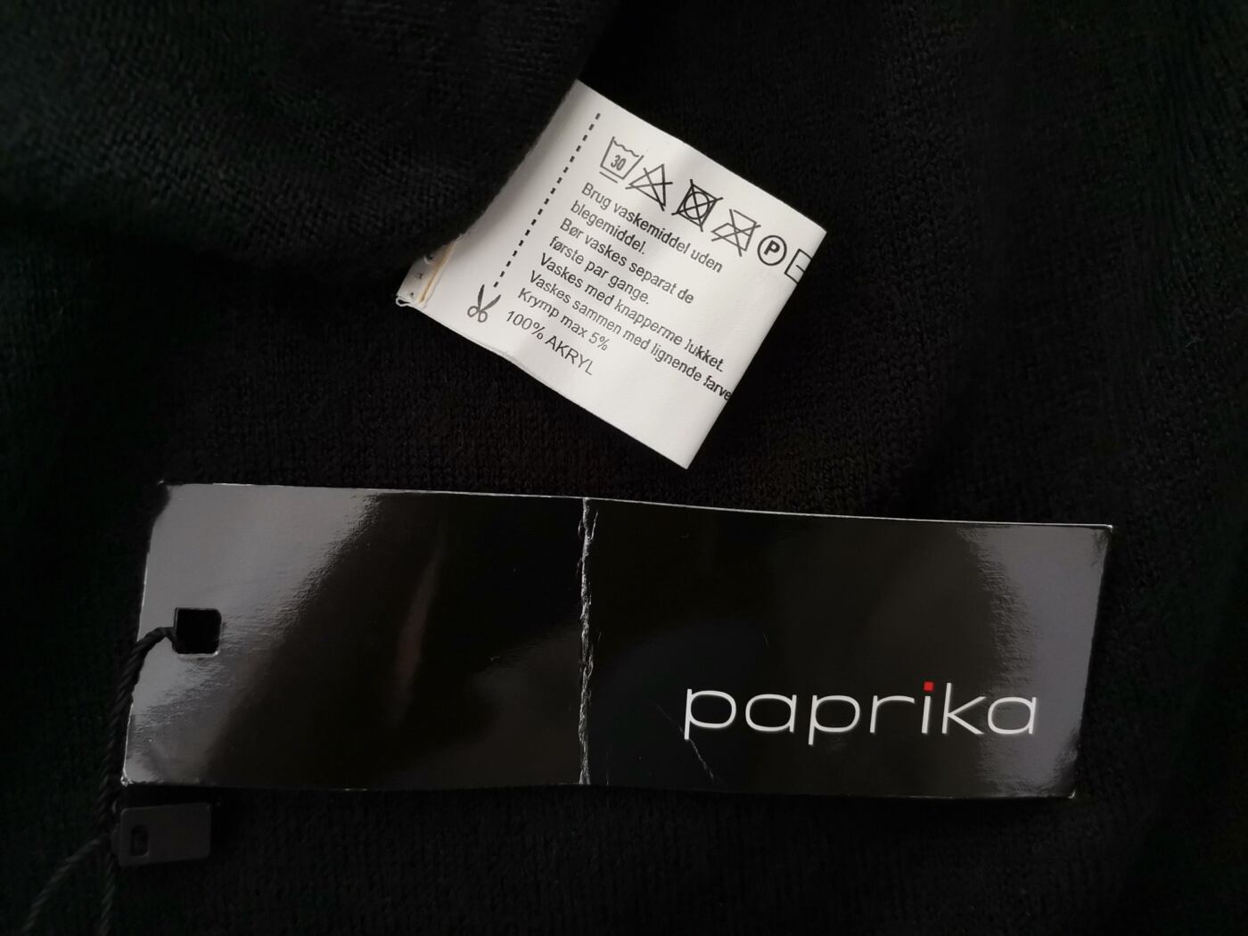 Paprika Rozmiar L/XL Kolor Czarny Okrągły dekolt Tunika Bluzka Krótki rękaw Materiał Akryl 100%