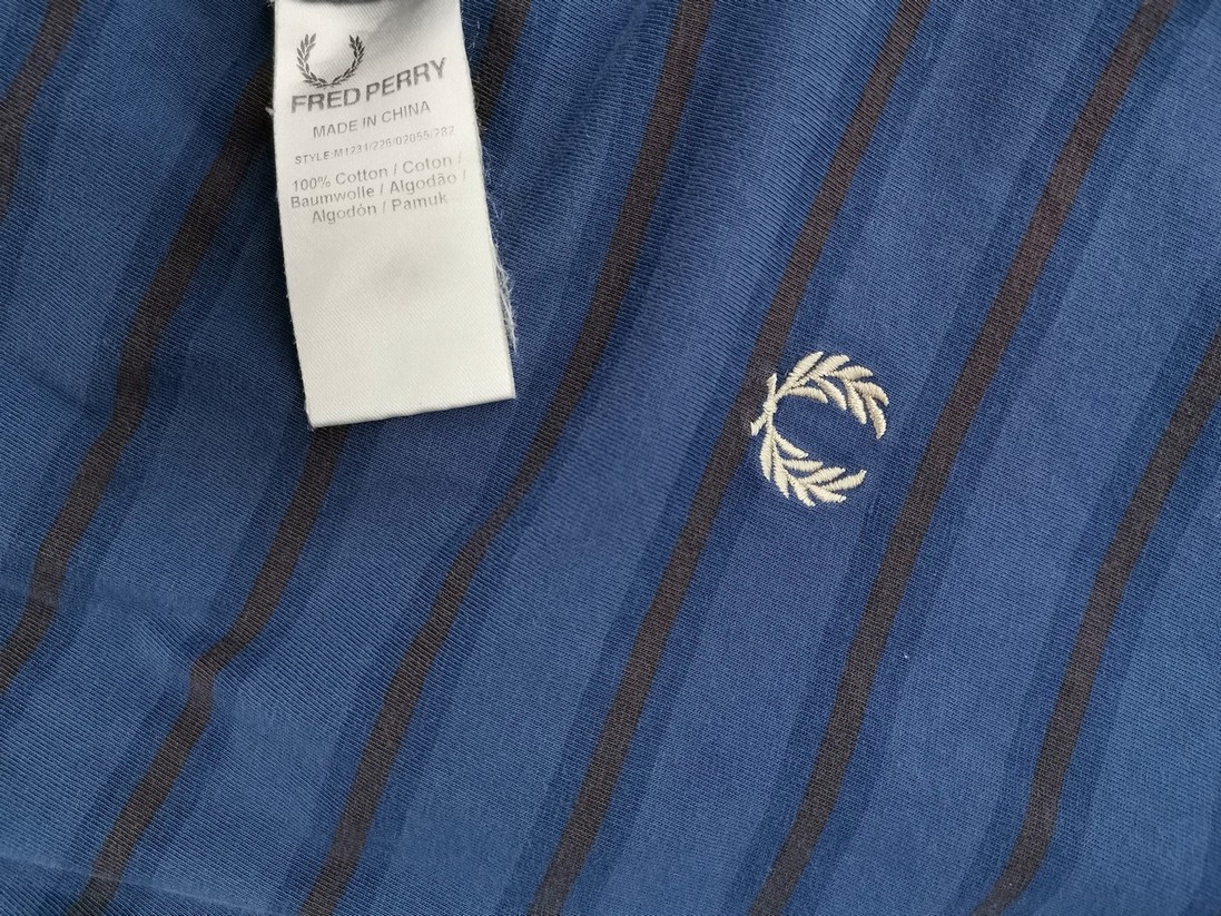 Fred Perry Rozmiar S Kolor Niebieski Pasy Męski T-Shirt Krótki rękaw Materiał Bawełna 100%