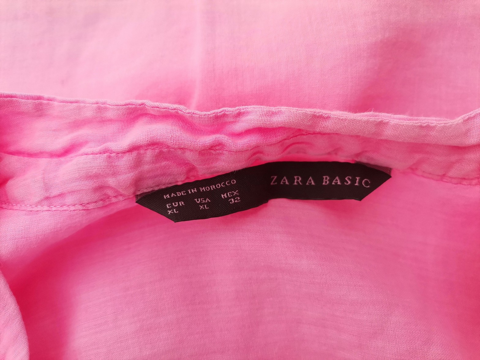 ZARA BASIC Rozmiar XL Kolor Różowy Split Crew Neck Bluzka Popover Guziki Długi rękaw